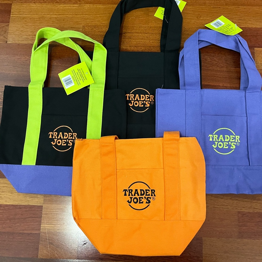 Trader Joe's Halloween Mini Canvas Tote Bag Set Of 4